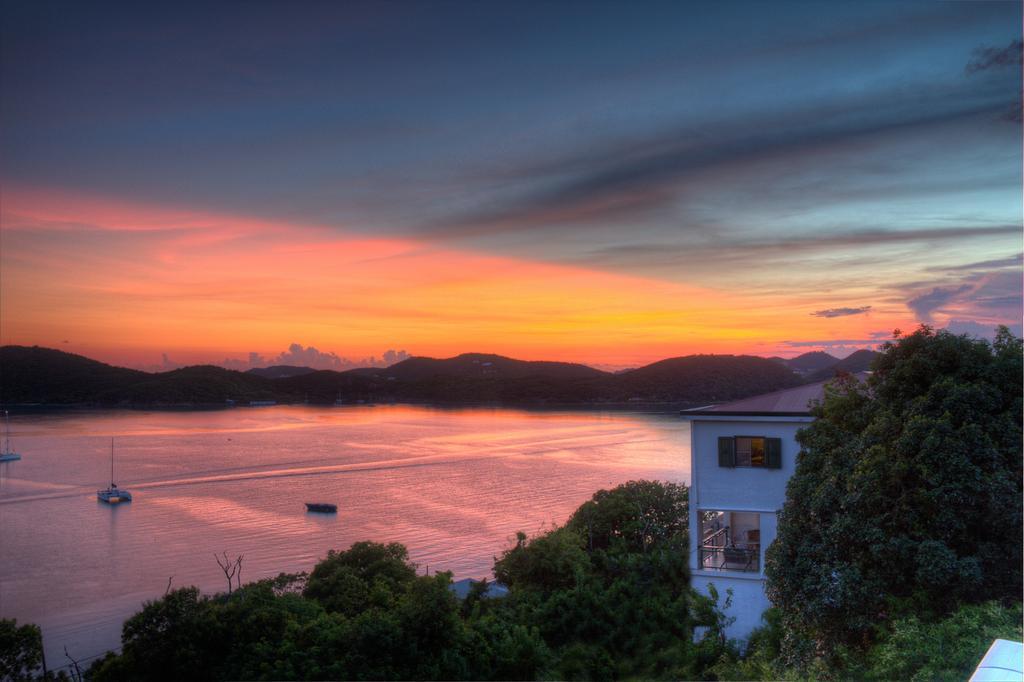 Castle Villas At Bluebeards ชาร์ลอตต์อะมาลี ภายนอก รูปภาพ